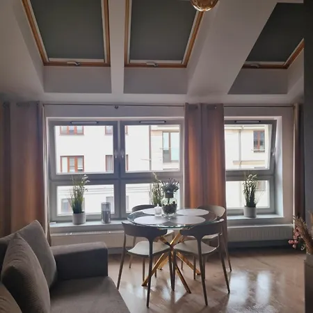 Miodowa Street Parking Free Krakkó