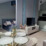 Apartment Miodowa Street Parking Free *